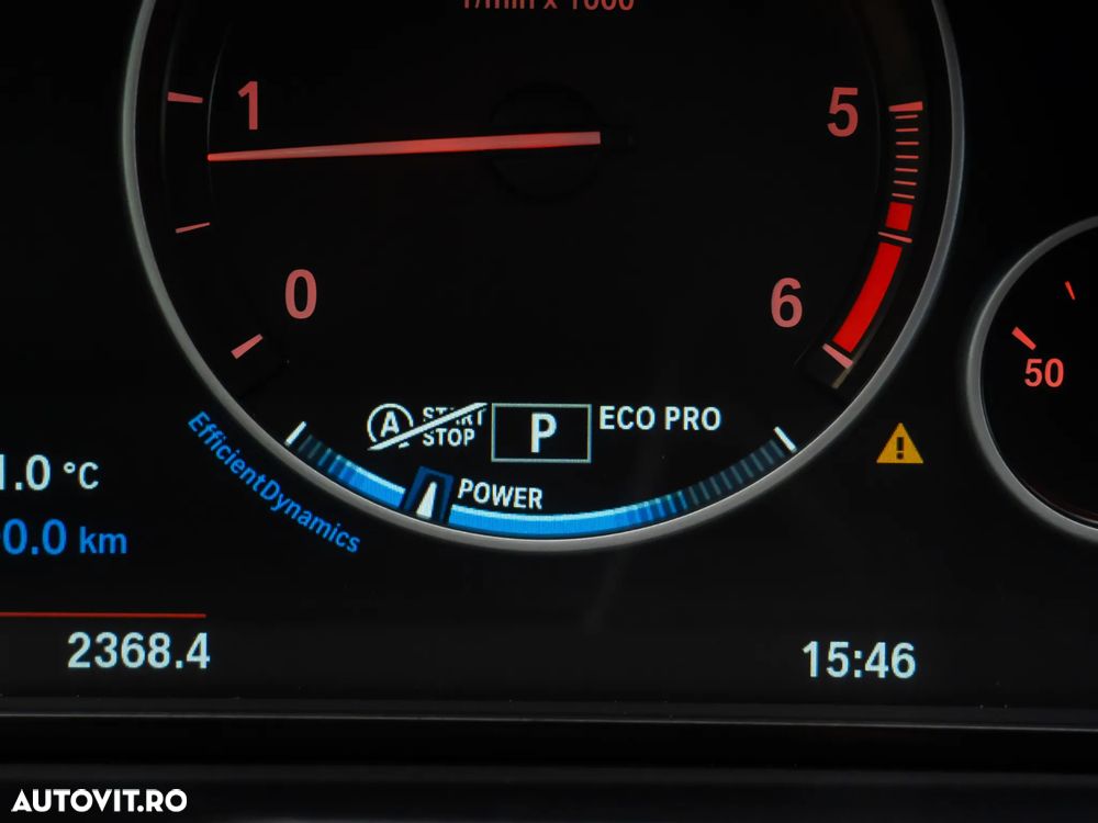 BMW Seria 5 520d AT - 36