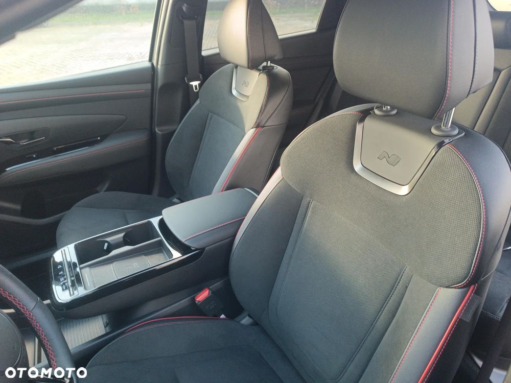 Hyundai Tucson 1.6 T-GDi PHEV N-Line 4WD - 11
