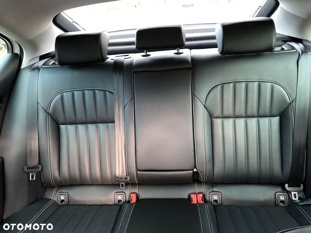 Skoda Superb 2.0 TDI SCR 4x4 L&K DSG - 34