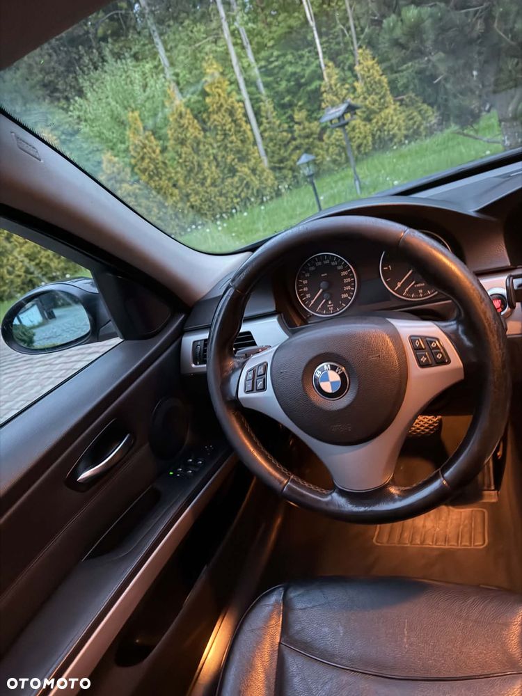 BMW Seria 3 - 10