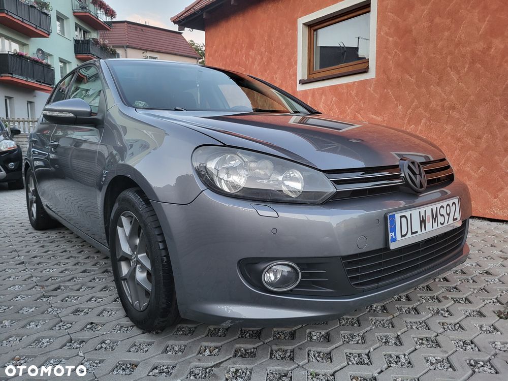 Volkswagen Golf - 2