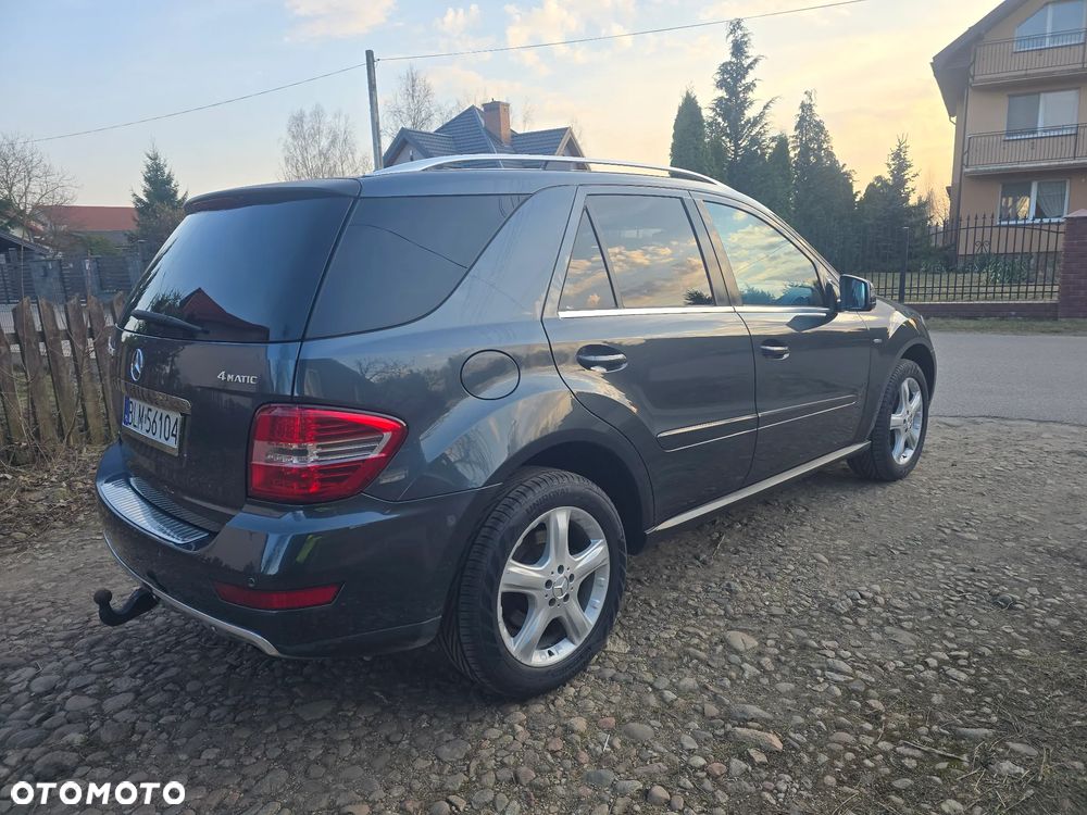 Mercedes-Benz ML - 14