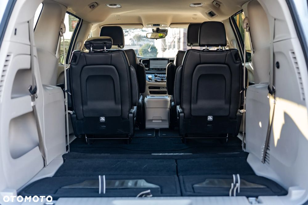 Chrysler Pacifica - 37