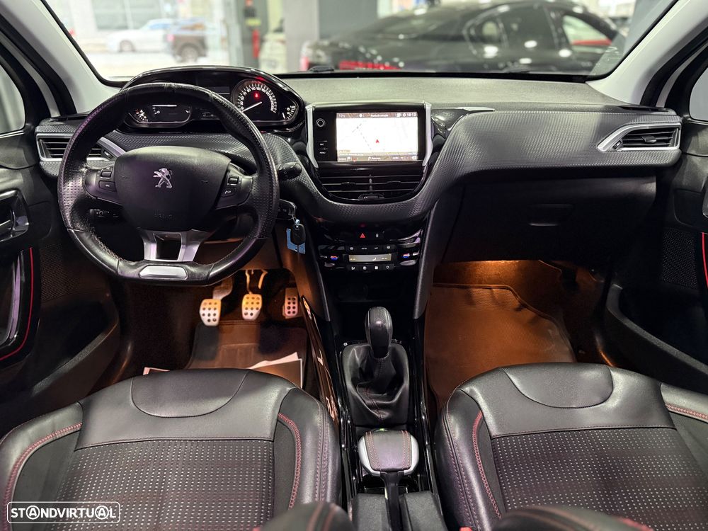 Peugeot 2008 PureTech 110 Stop&Start GT-Line Edition - 9