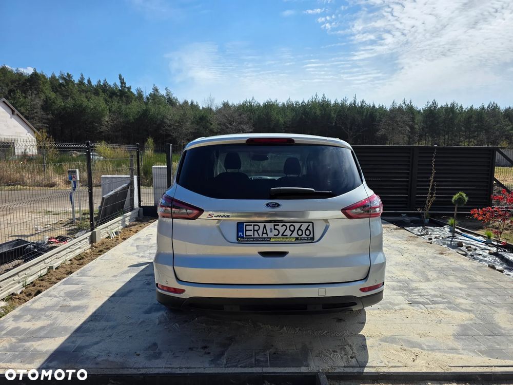 Ford S-Max 2.0 EcoBlue Titanium - 4