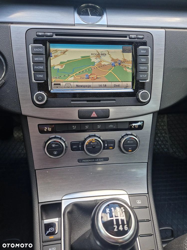 Volkswagen Passat 1.4 TSI Comfortline - 10