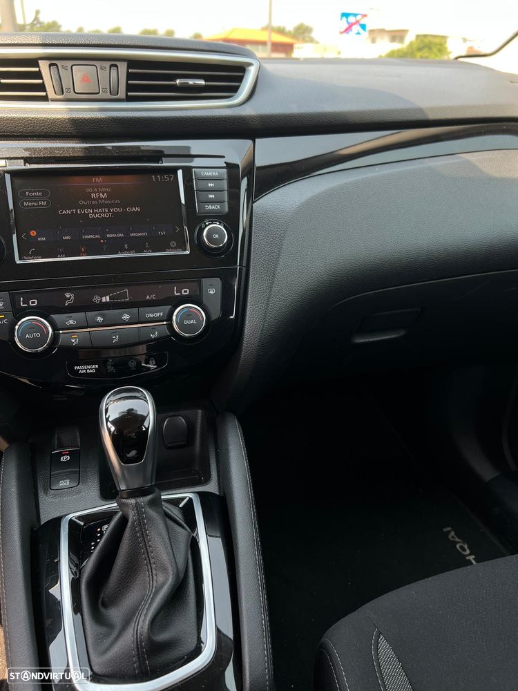 Nissan Qashqai 1.5 dCi N-Connecta DCT - 26