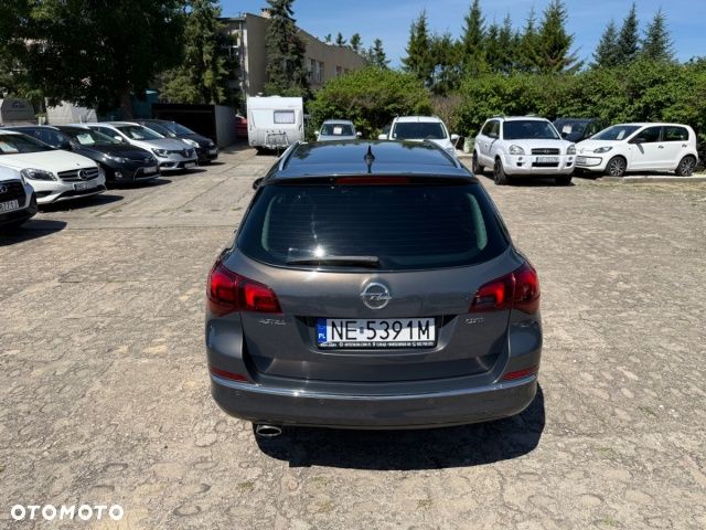 Opel Astra 2.0 CDTI DPF Active - 4