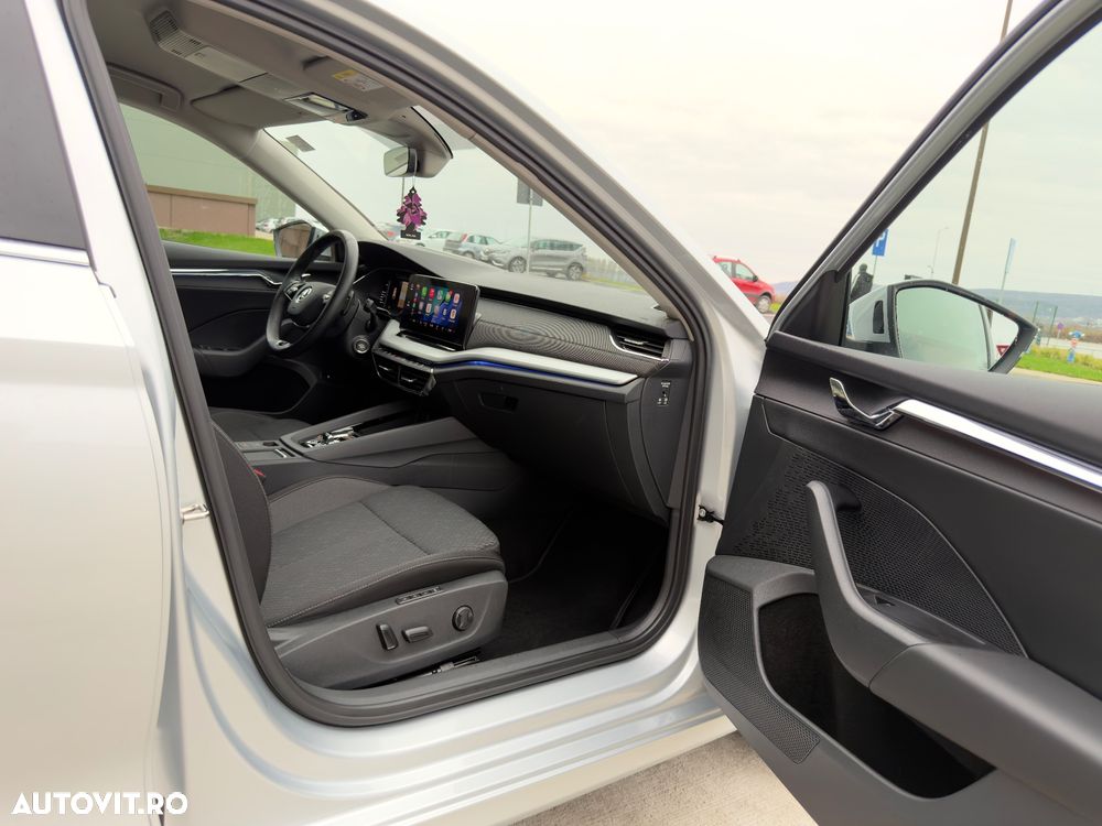 Skoda Octavia 2.0 TDI DSG First Edition - 25