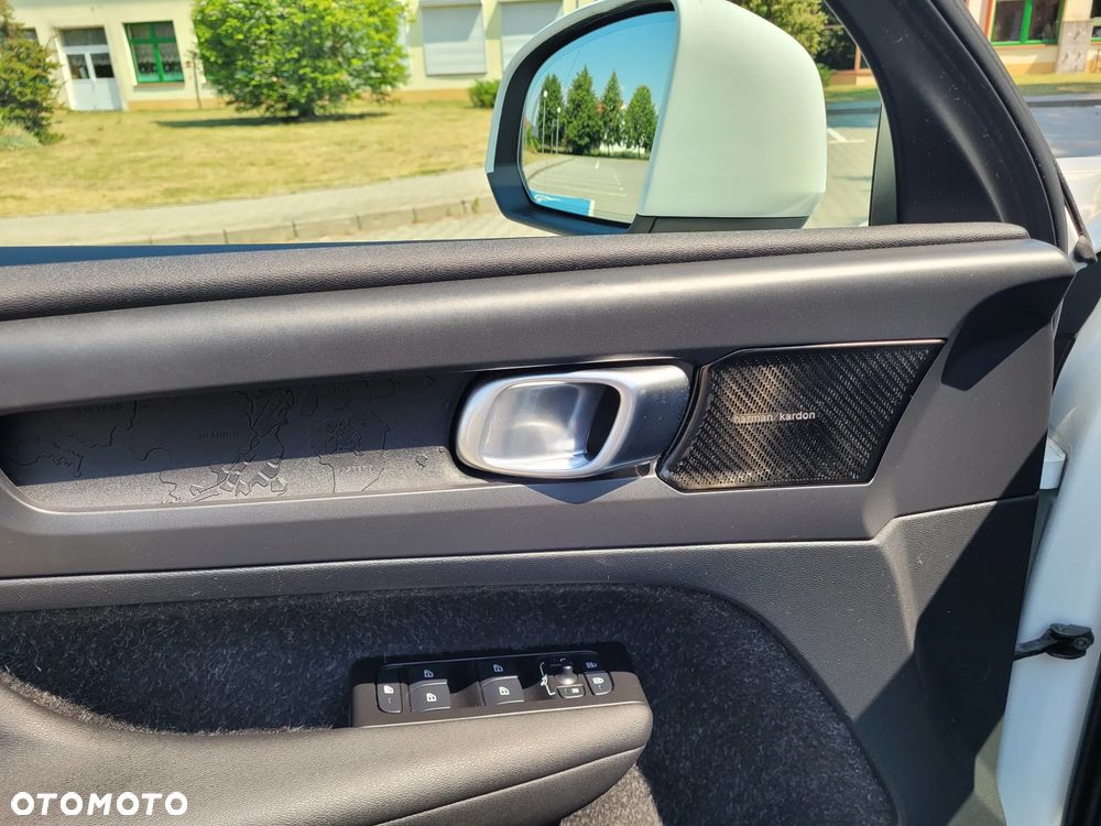 Volvo XC 40 T2 Momentum - 12