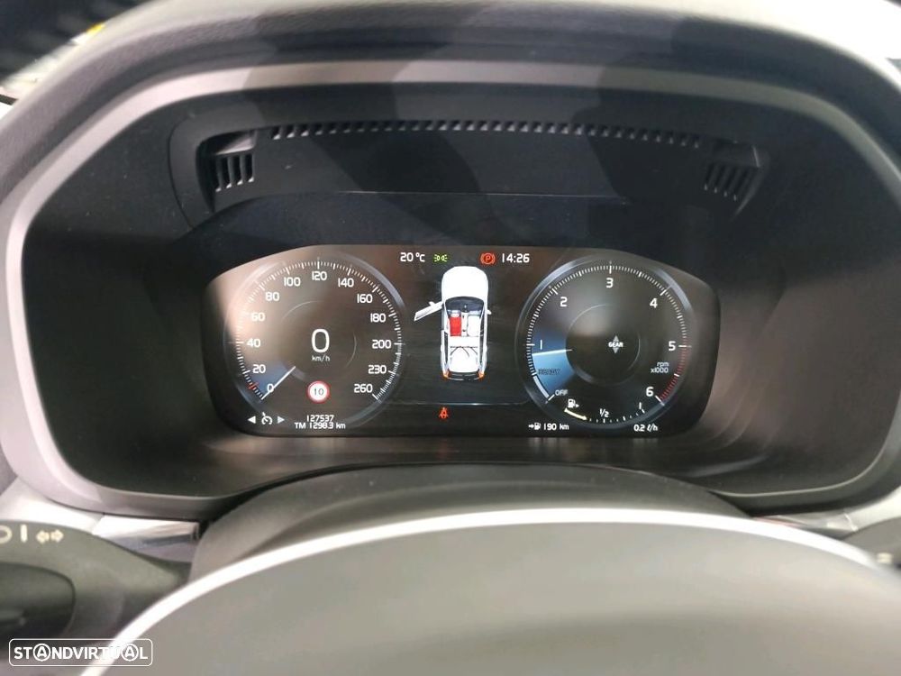 Volvo XC 60 2.0 D3 Momentum - 7