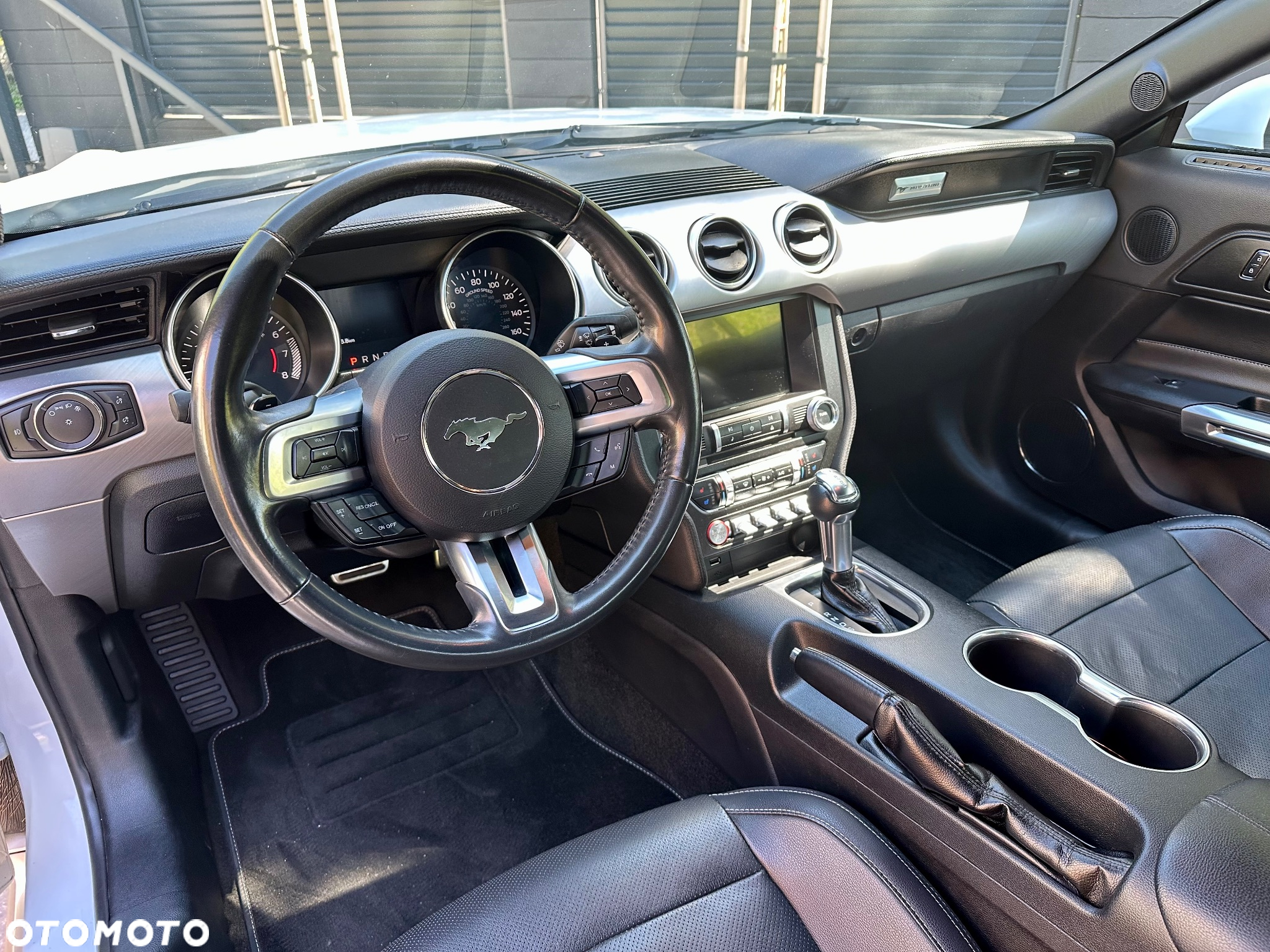 Ford Mustang Cabrio 2.3 Eco Boost - 16