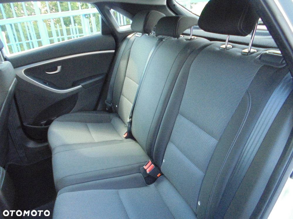 Hyundai i30 1.4 Comfort - 10