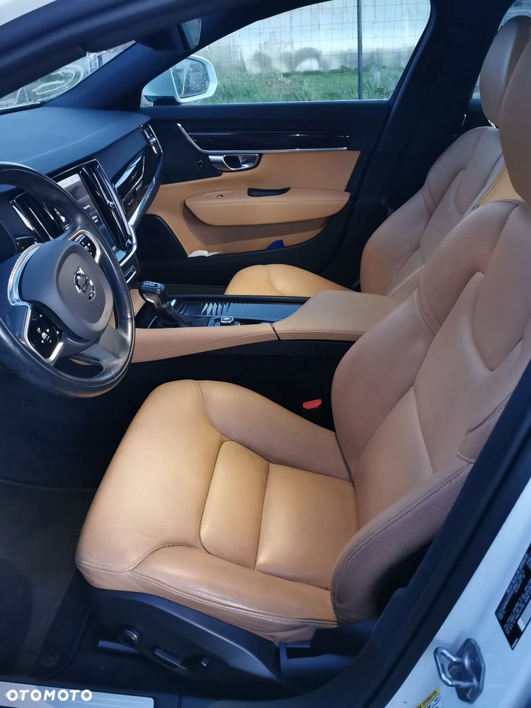 Volvo S90 T5 Momentum - 10