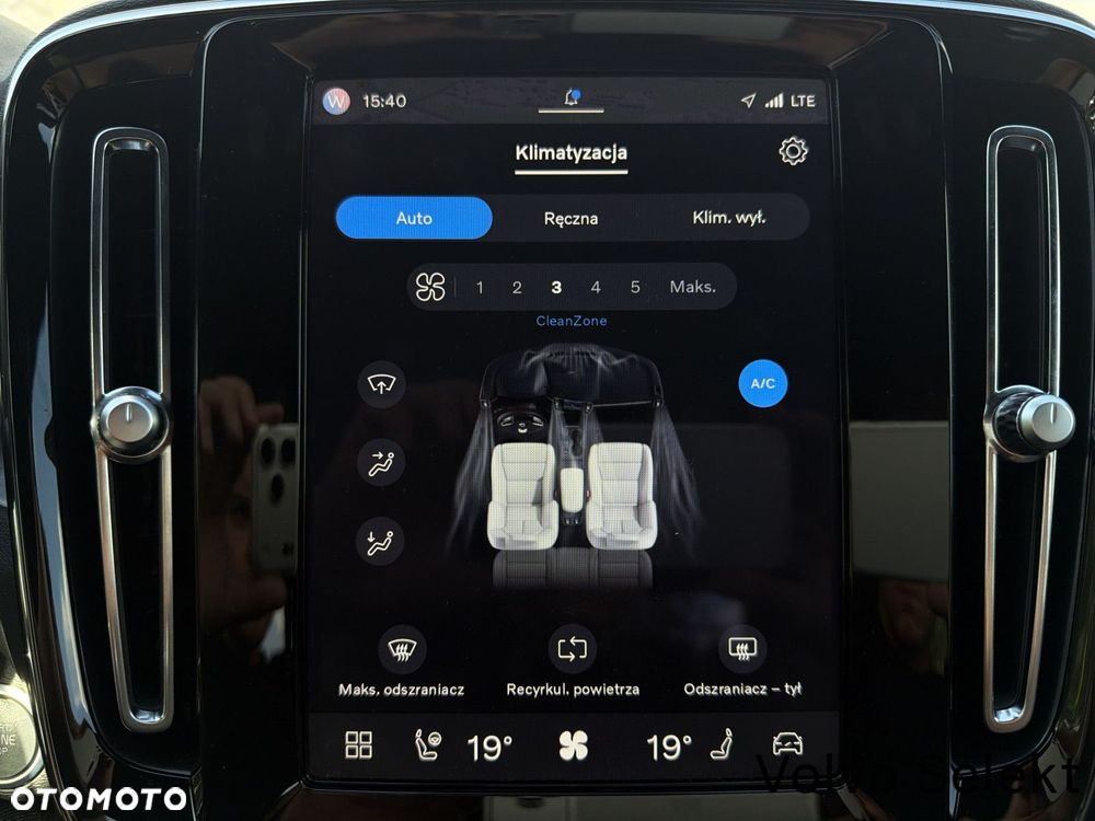 Volvo XC 40 - 24