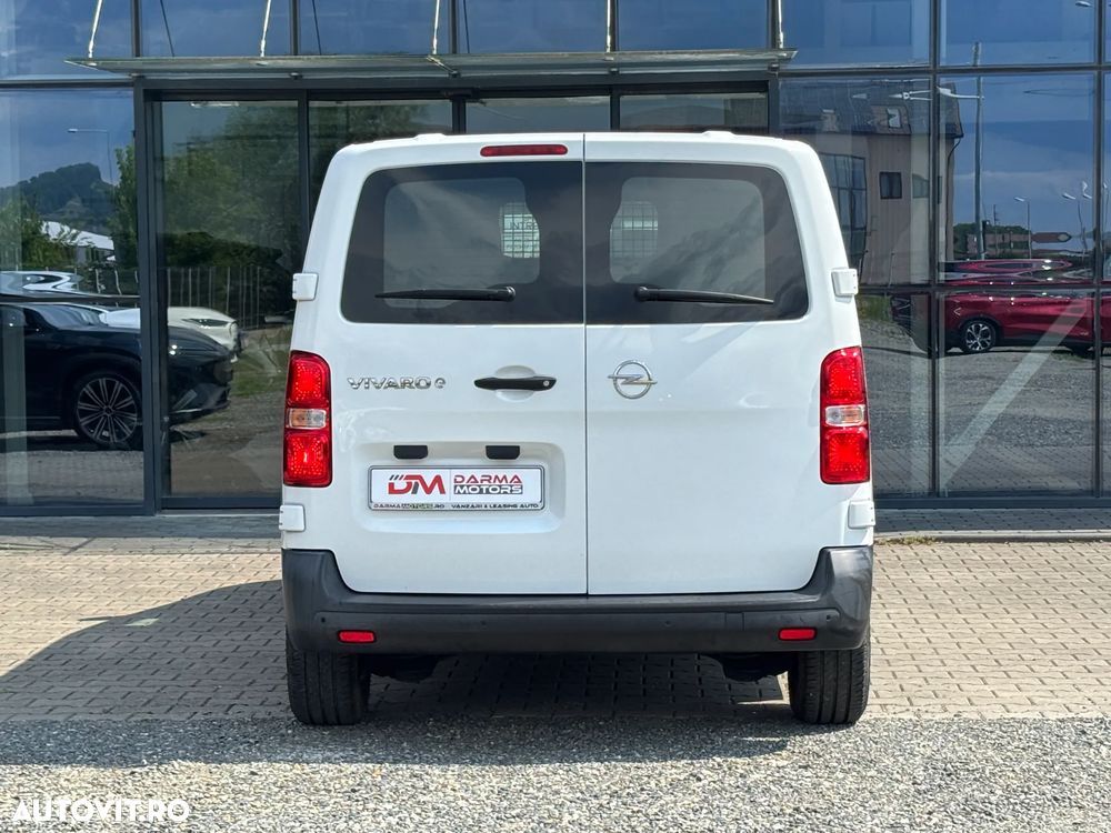 Opel Vivaro - 17