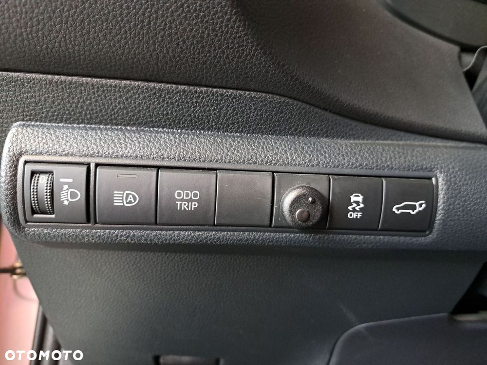 Toyota Corolla 1.8 Hybrid Style - 34