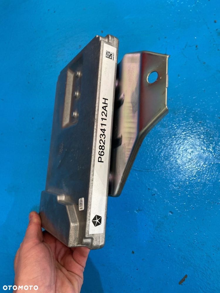 WZMACNIACZ JEEP GRAND CHEROKEE WK2 - 2