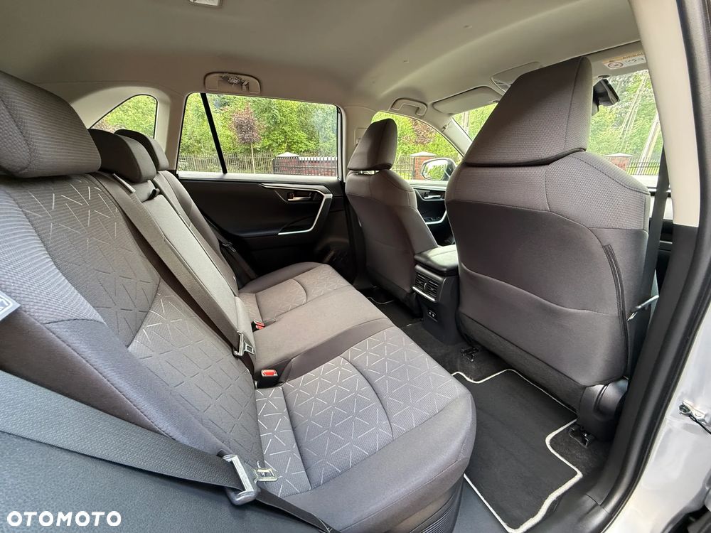 Toyota RAV4 2.5 Hybrid Comfort 4x2 - 24