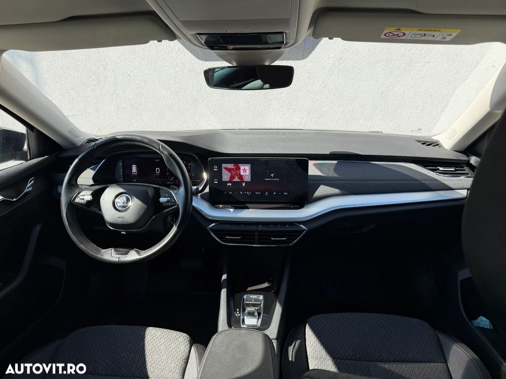 Skoda Octavia 2.0 TDI DSG 4X4 Style - 23