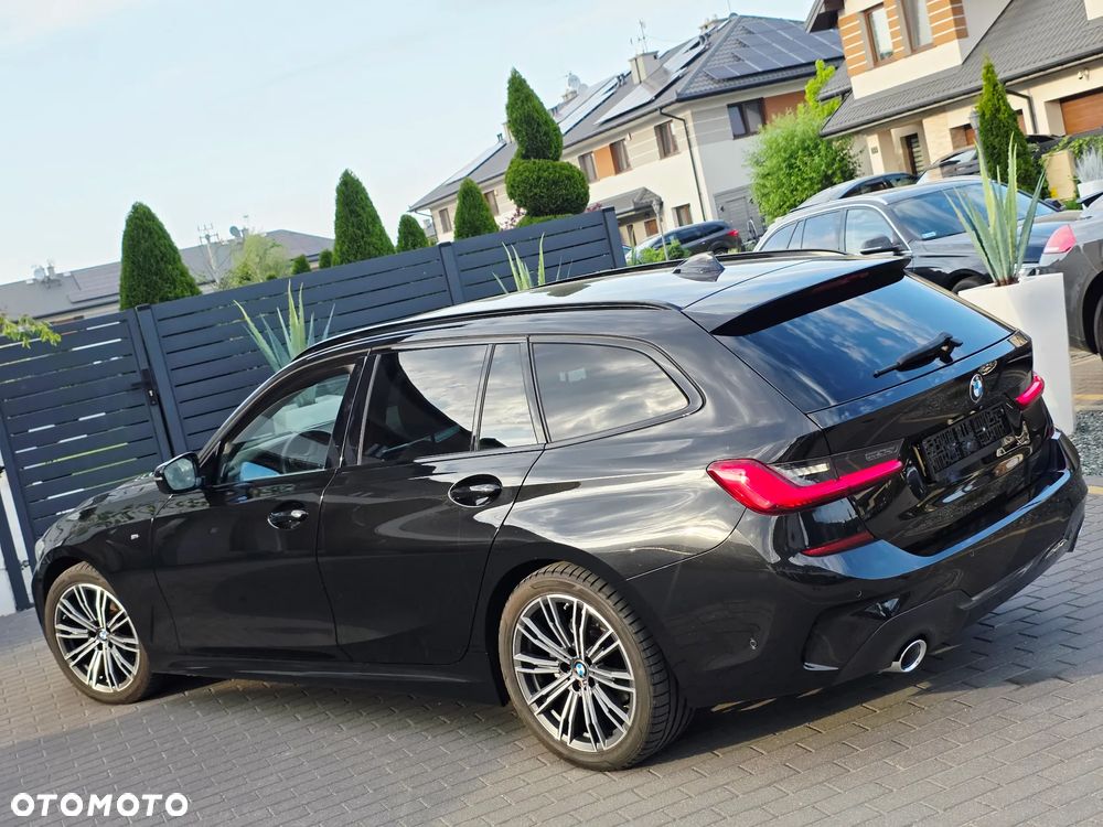 BMW Seria 3 320d Edition M Sport Shadow - 34