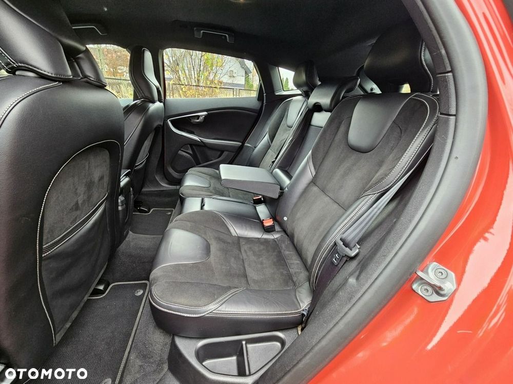 Volvo V40 D2 R-Design Momentum - 15