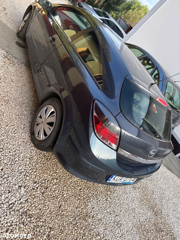Opel Astra 2008 photo 4