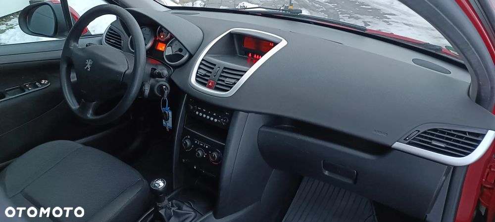 Peugeot 207 95 VTi Family - 22