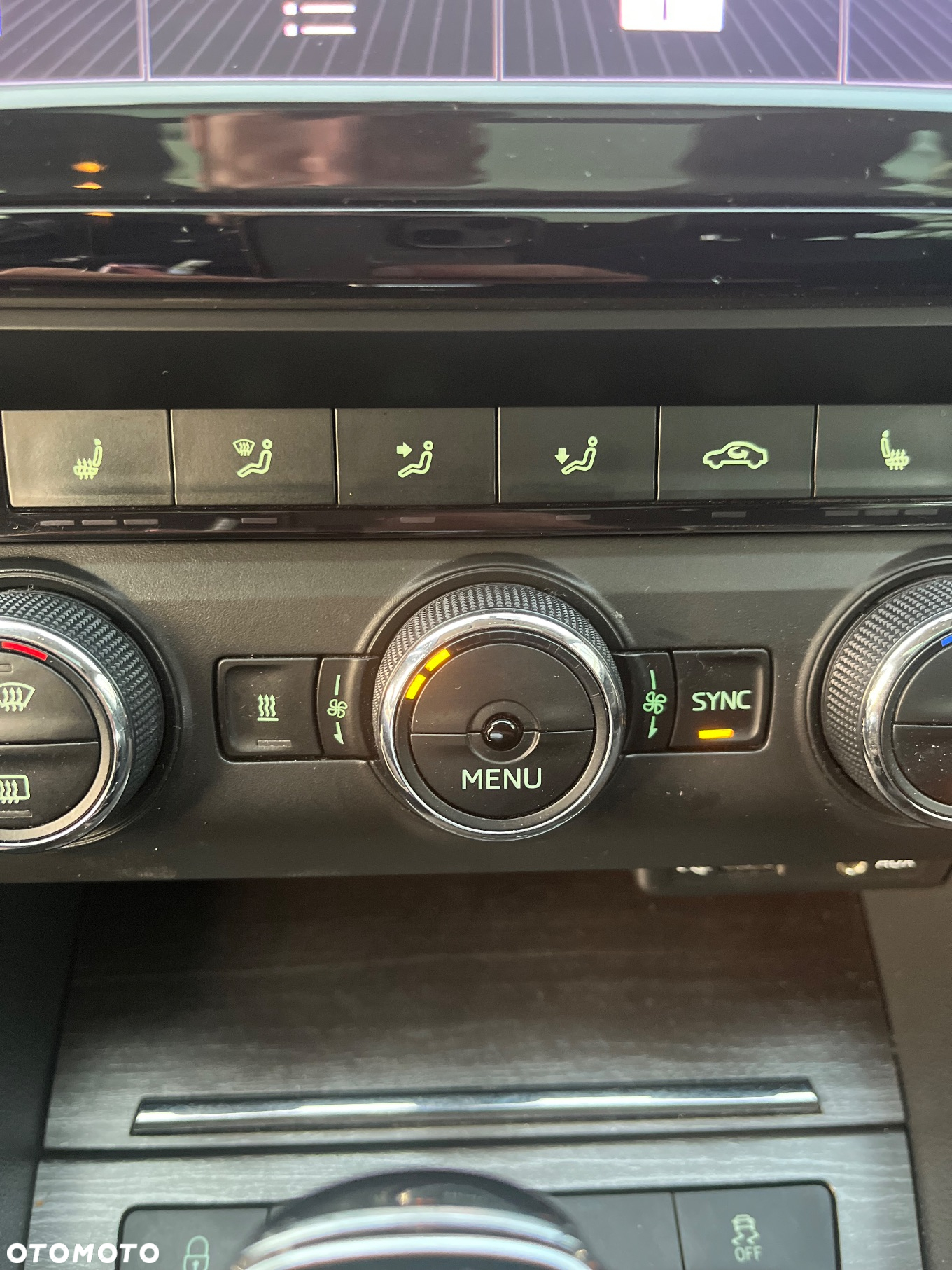 Skoda Octavia Combi 2.0 TDI (Green tec) 4x4 DSG Scout - 13