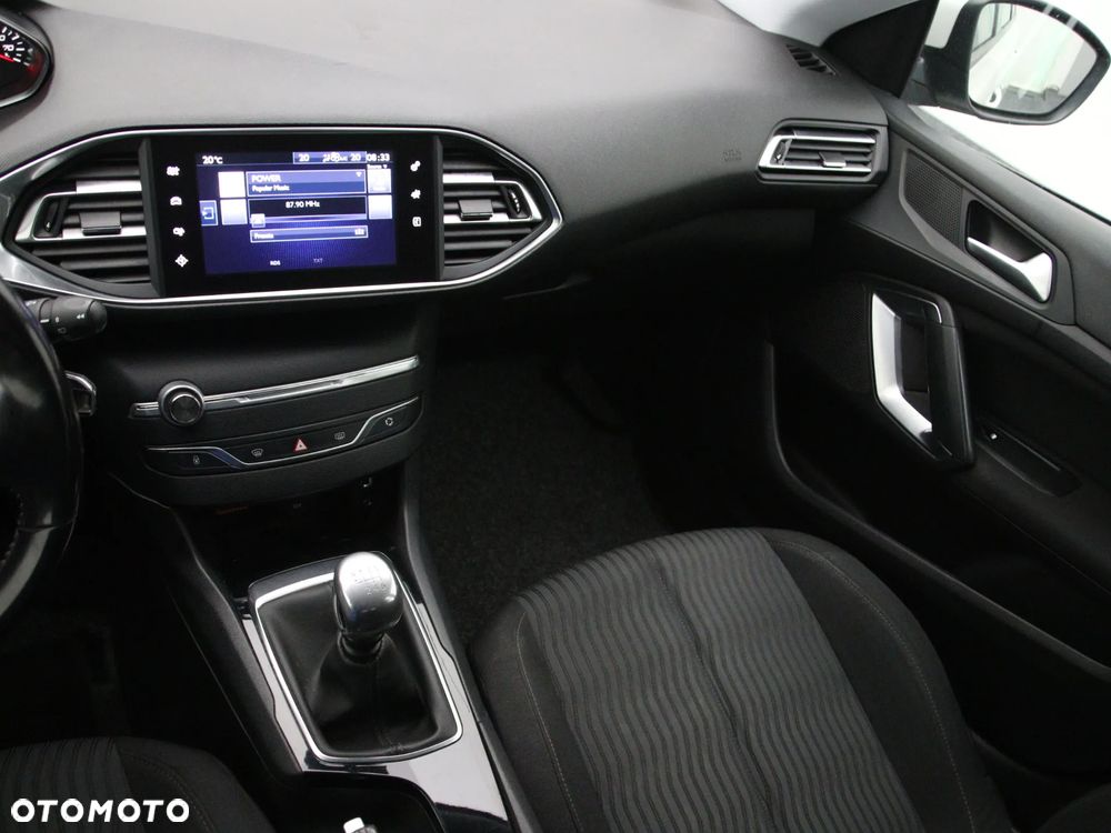 Peugeot 308 1.6 BlueHDi Active S&S - 23
