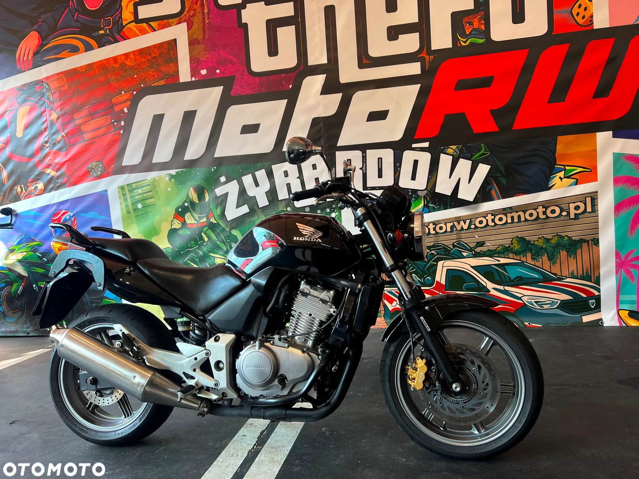 Honda CBF - 4