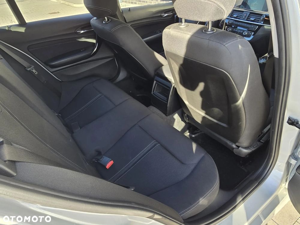 BMW Seria 1 116i Luxury Line - 22