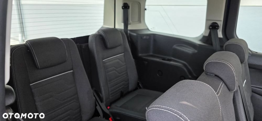 Ford Tourneo Connect Grand 1.5 TDCi Start/Stop Titanium - 17