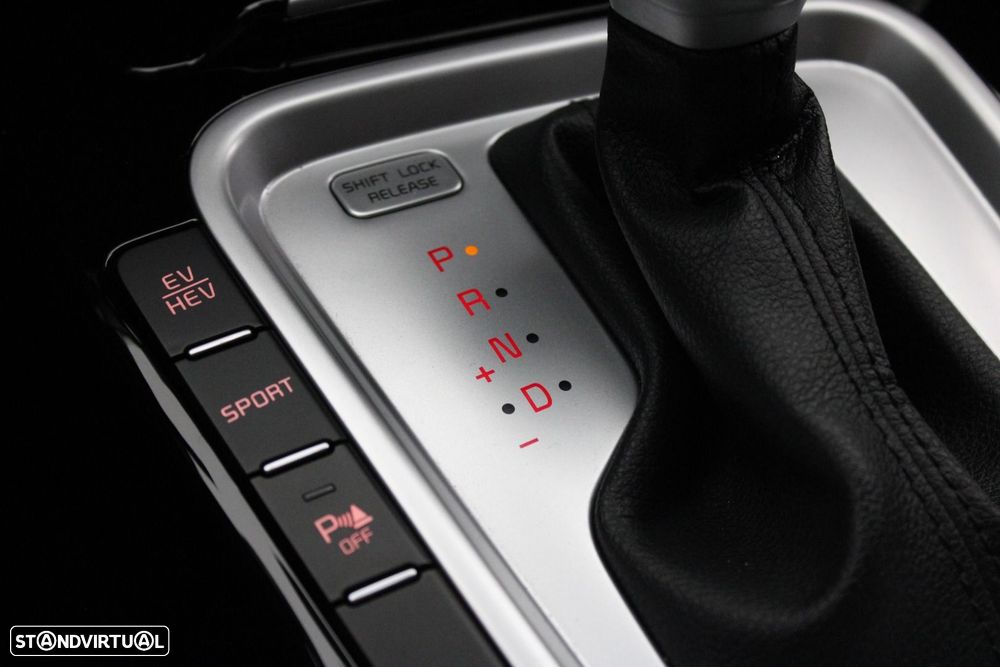 Kia XCeed 1.6 GDi PHEV Drive — fotografia 29