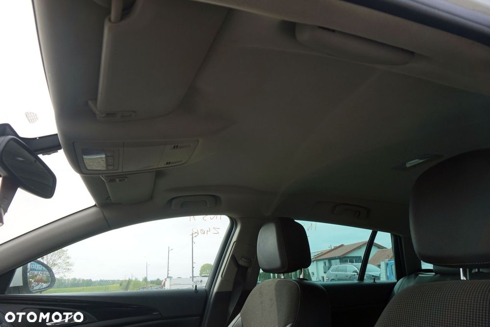 PODSUFITKA INSIGNIA A I KOMBI  OPEL 2008-2013 - 1