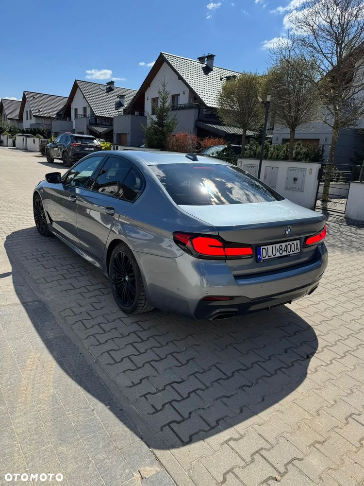 BMW Seria 5 540d xDrive mHEV M Sport sport - 6