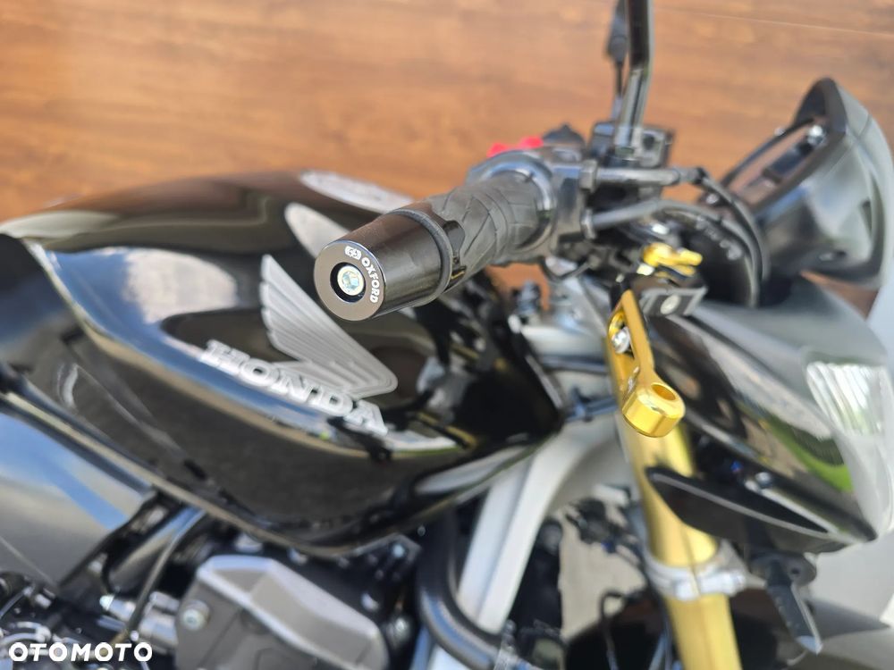 Honda CB - 24