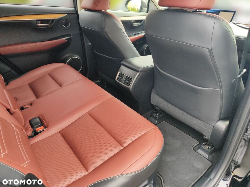 Lexus NX 300h Prestige AWD - 11