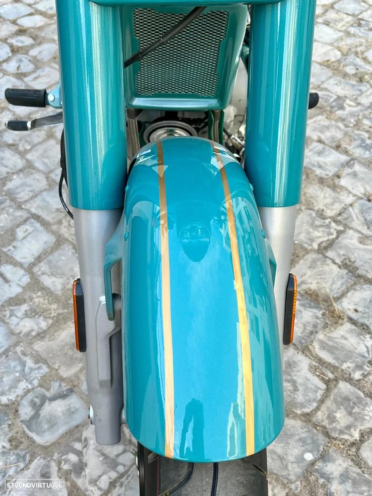 Royal Enfield Classic - 10