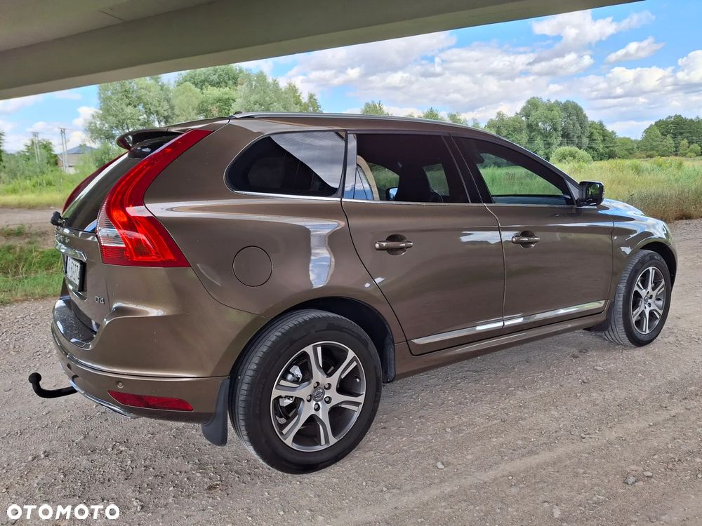 Volvo XC 60 D4 Drive-E Momentum - 16