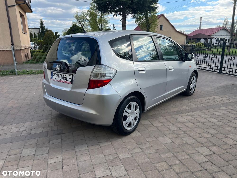 Honda Jazz 2010 photo 5