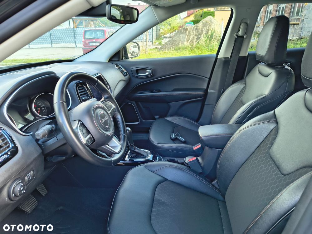 Jeep Compass 1.3 T-GDI I4 Automatik Limited - 39