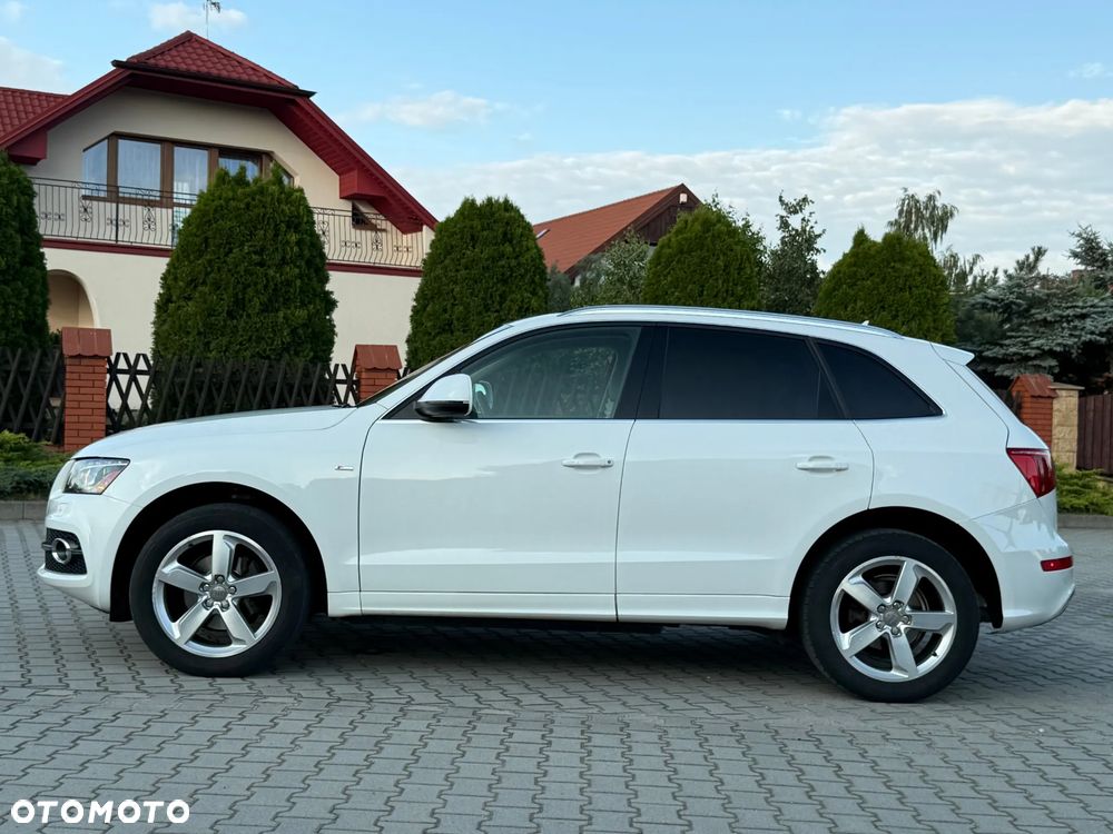 Audi Q5 3.2 FSI Quattro S tronic - 11