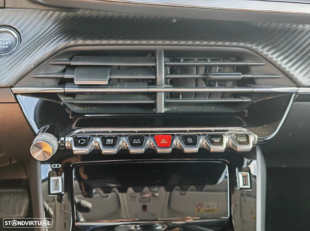 Peugeot 2008 1.5 BlueHDi Allure Pack EAT8 - 6