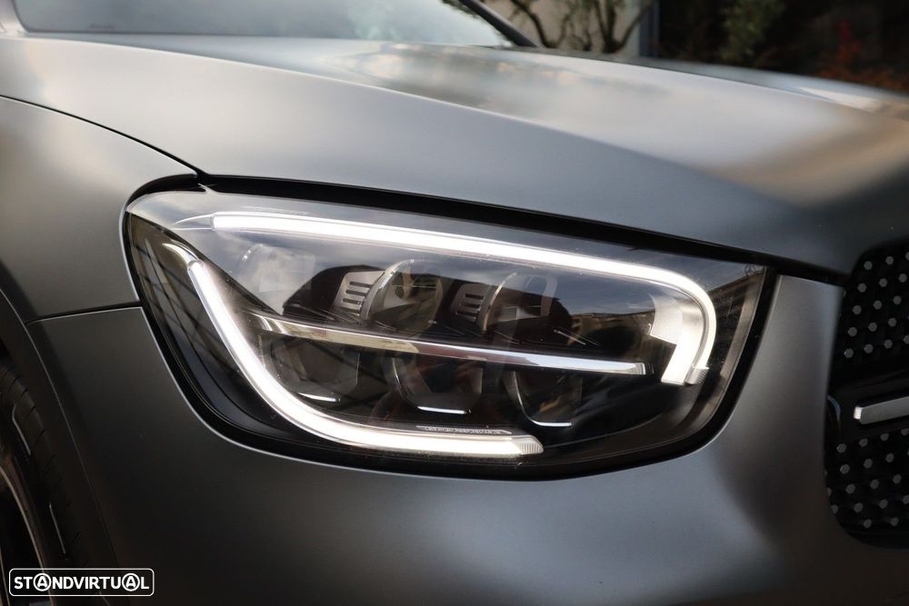 Mercedes-Benz GLC 300 de Coupe 4Matic 9G-TRONIC AMG Line - 4