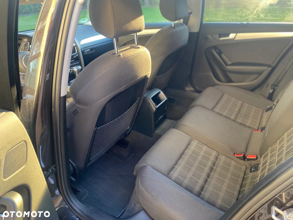 Audi A4 Avant 2.0 TDI S tronic - 12