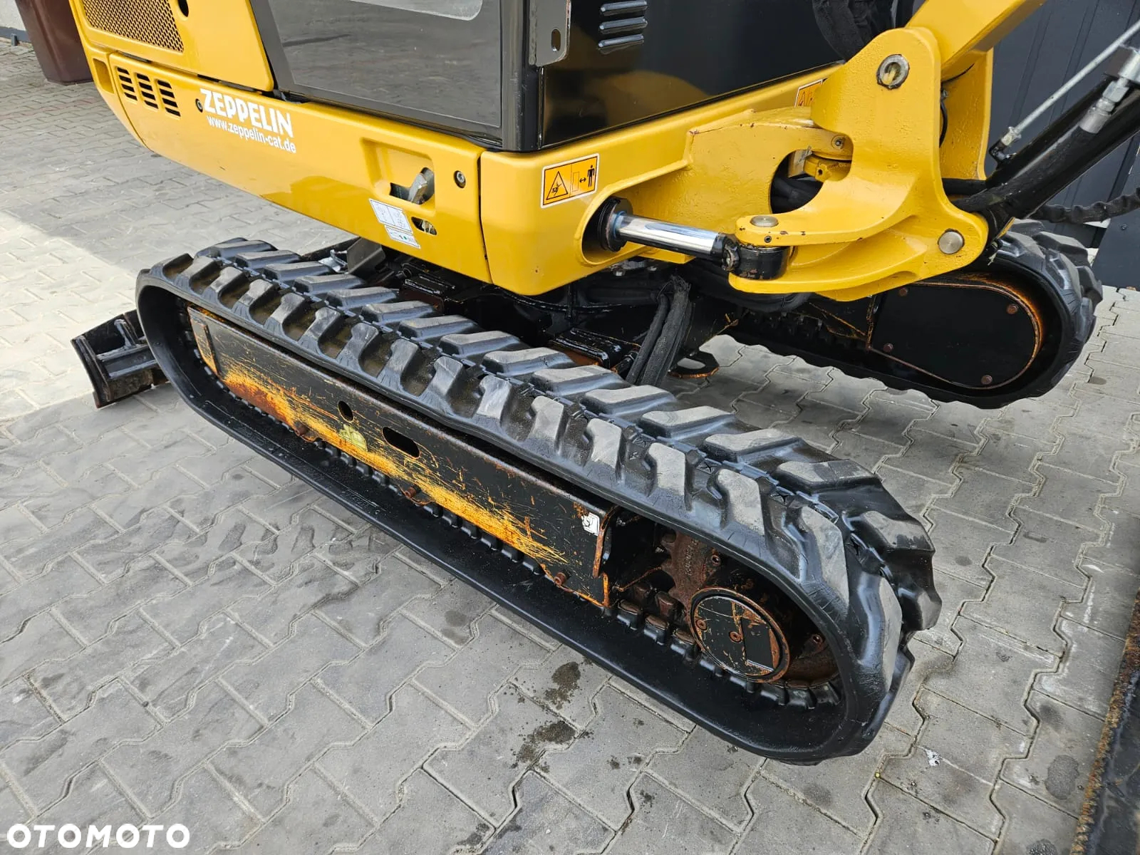Caterpillar MINIKOPARKA CAT CATERPILLAR 301 301.7D 302 2017R. PŁUG - 5