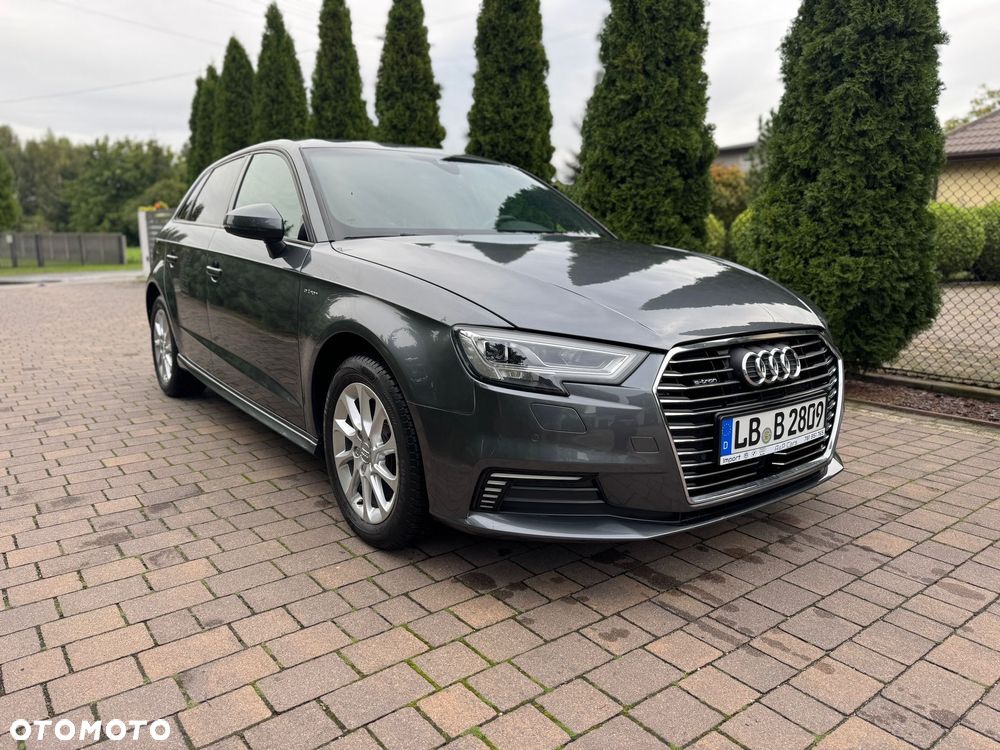 Audi A3 Sportback 1.4 TFSI e-tron Sport S tronic - 2