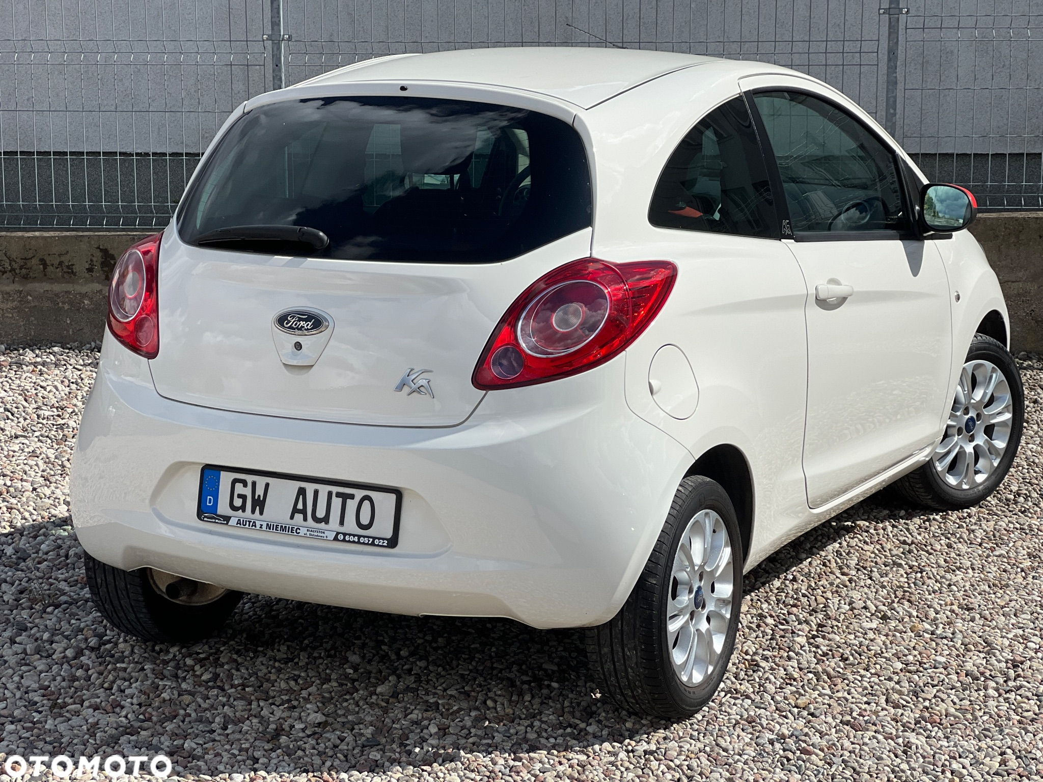 Ford KA Fun - 10