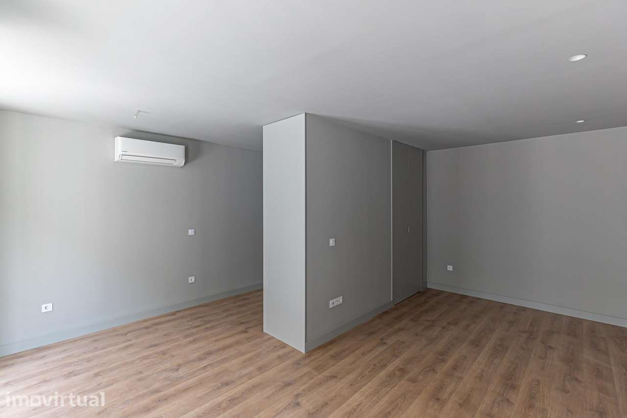 T0 NOVO | JUNTO AO MARQUÊS | LUGAR DE GARAGEM - Grande imagem: 3/28